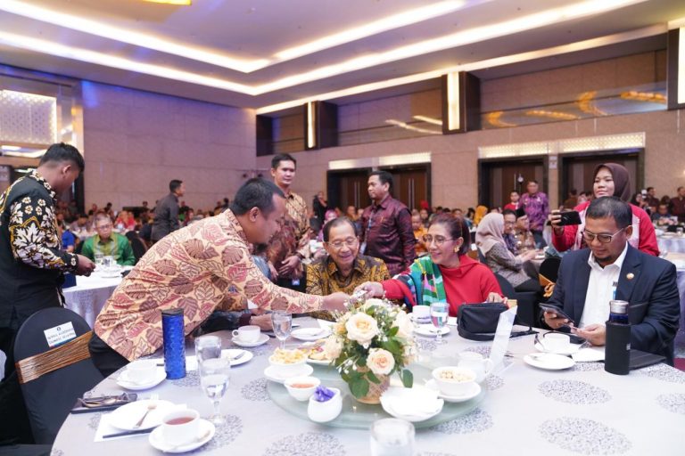 Wagub Minta Ke Ibu Susi Agar Susi Air Beroperasi di Toraja Dan Selayar