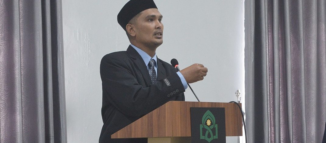Pesantren dalam Arus Perubahan: Tradisi, Kepemimpinan, dan Tata Kelola